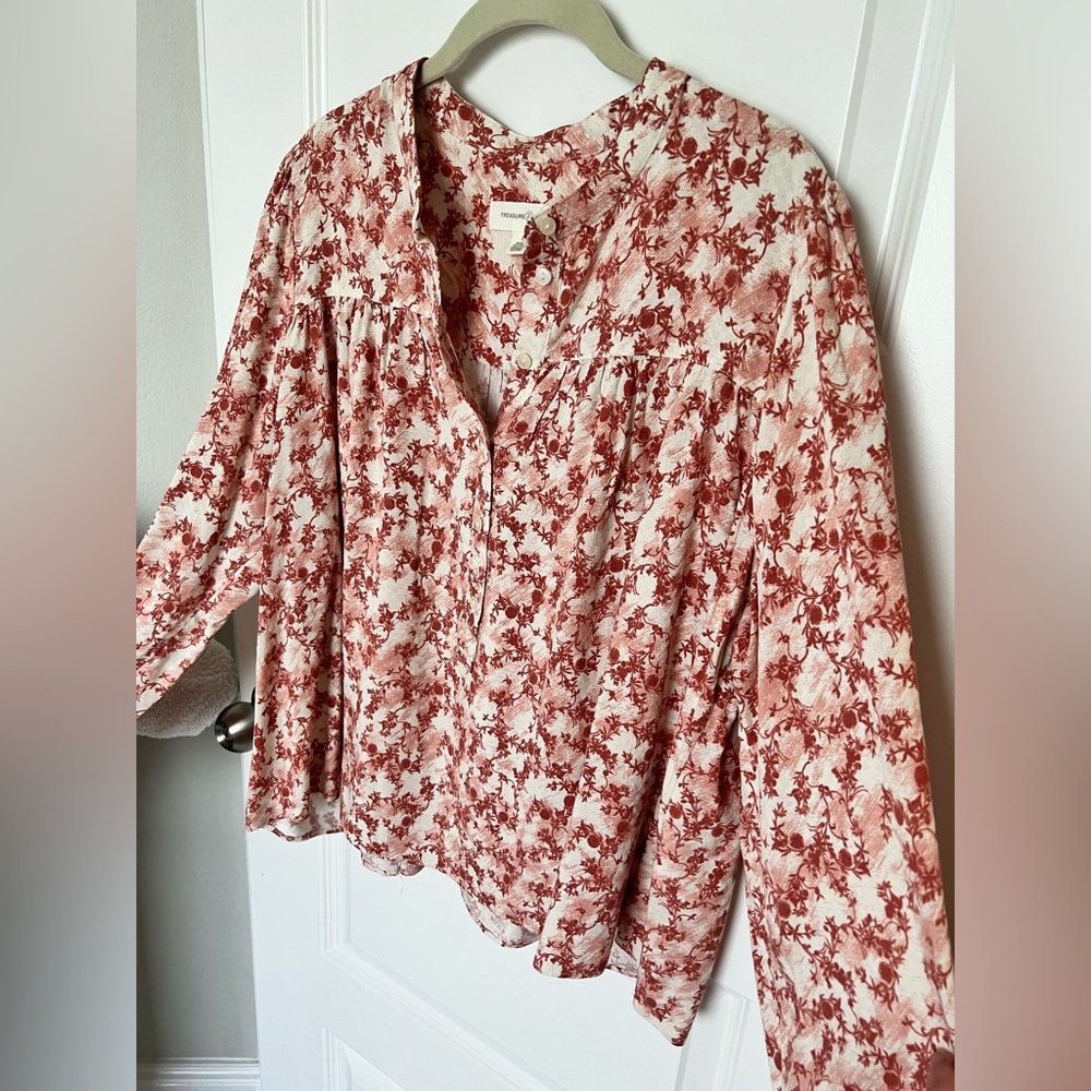 NWT Treasure & Bond top